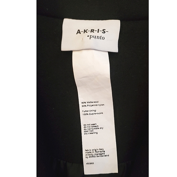 New AKRIS PUNTO Ruffled Back Single-Breasted Coat Size 12 Black - Picture 4 of 12